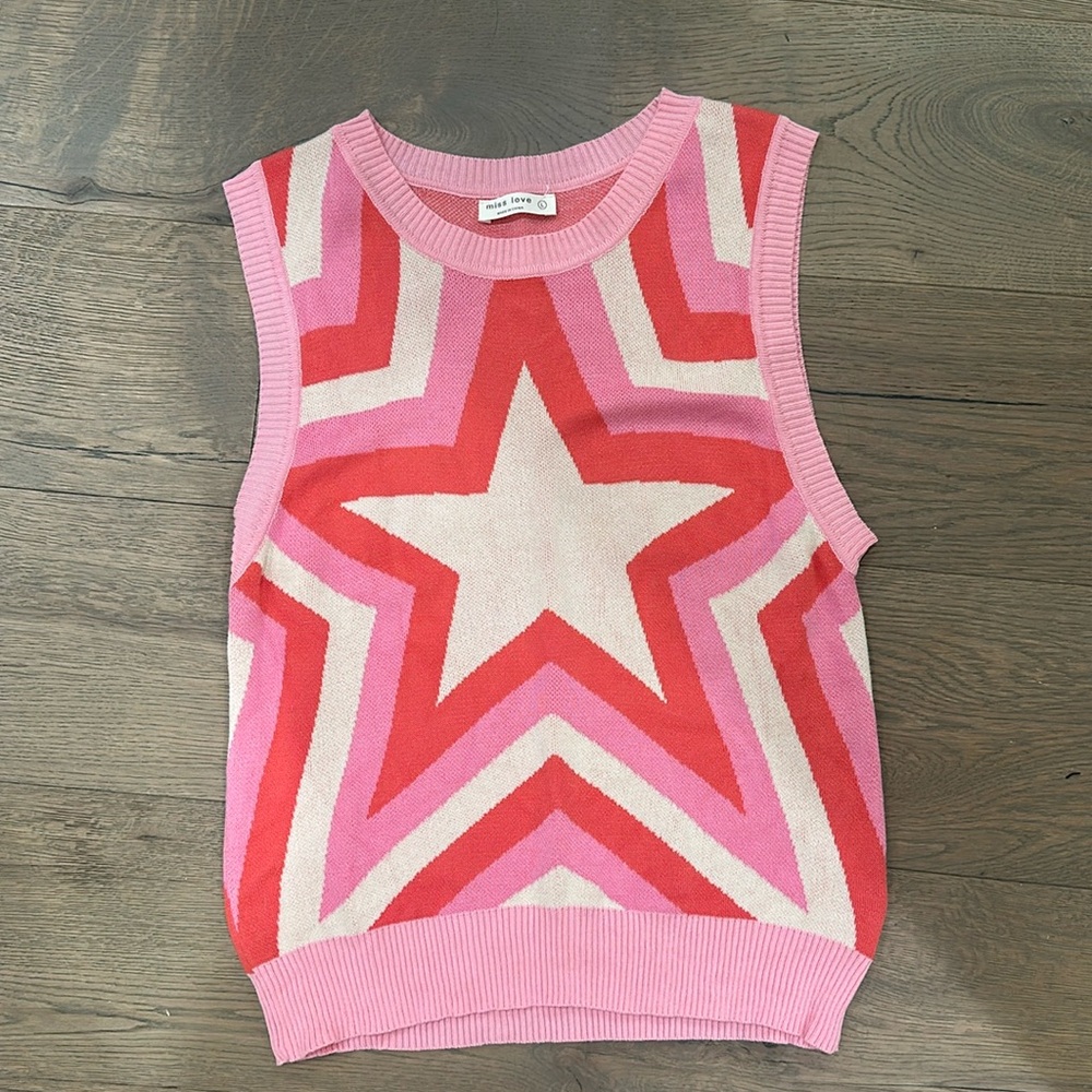 Miss Love | Sleeveless Star-Pattern Knit Sweater Tank in Pink & Red